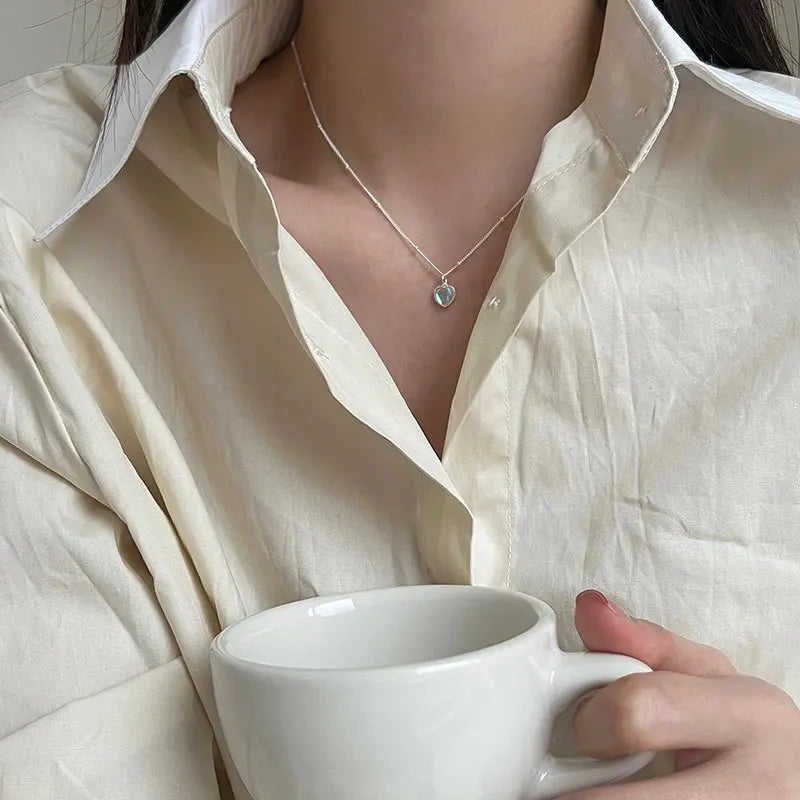 Collier avec Pendentif Coeur Fertilité Pierre de Lune chaîne avec perles