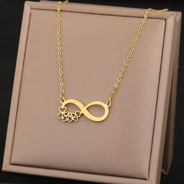 Collier Symbole Infini Pendentif Femme Petits Coeurs or