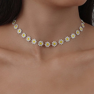 Collier Ras de Cou Pendentif Fleurs de Marguerite