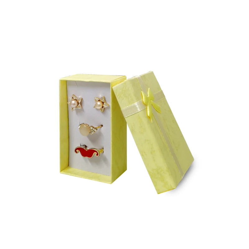 Doos voor 3 tot 4 sieraden 