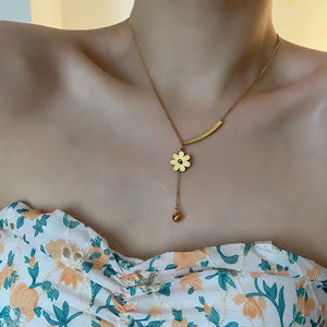 Collier Elégant Long Pendentif Fleur