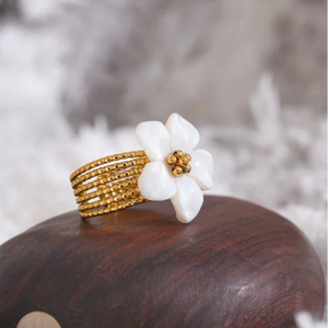 Bague Anneau Fleur Blanche