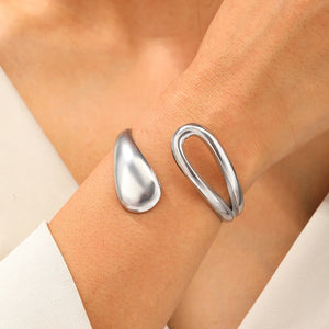 Elégant Bracelet Gourmette avec Goutte d'Eau argent