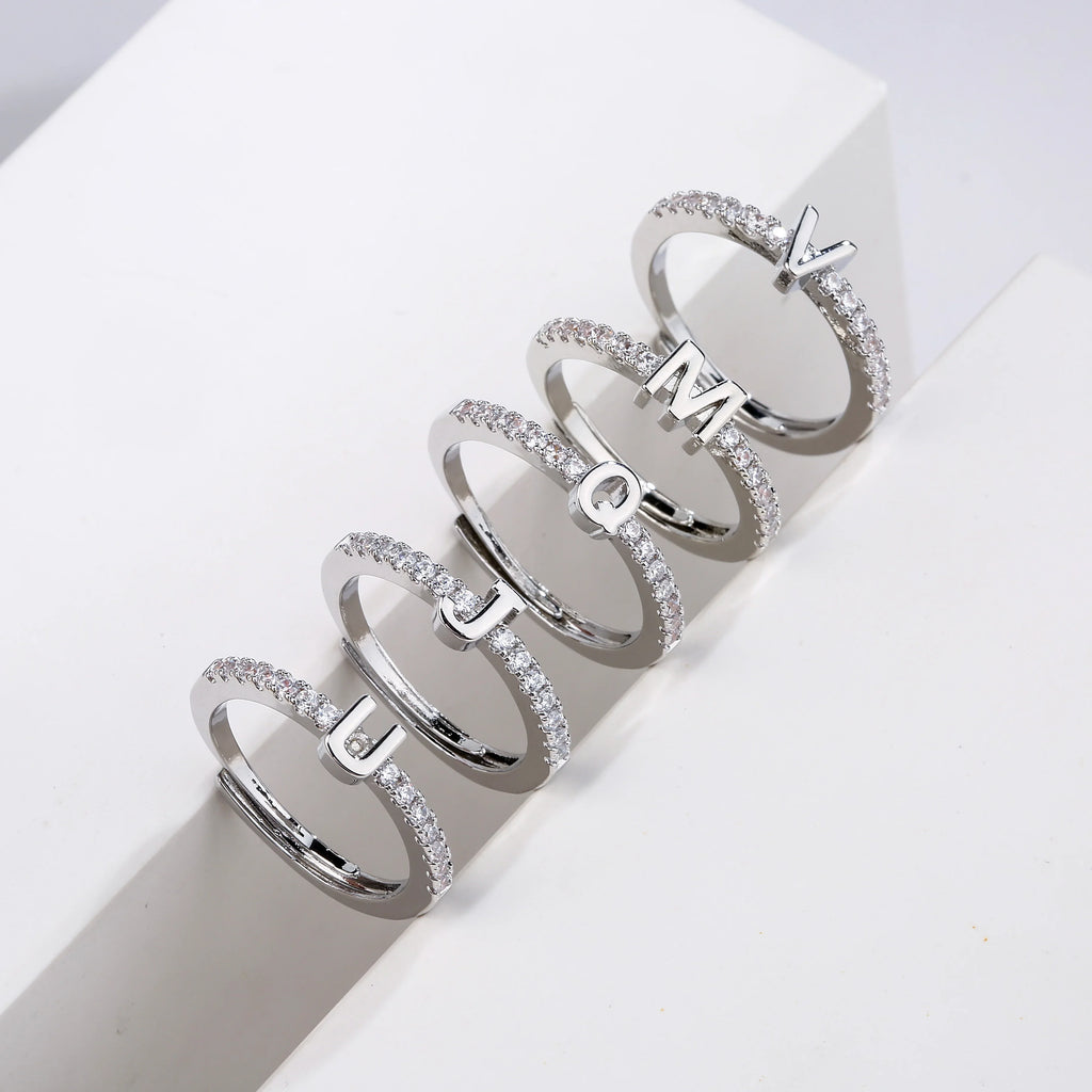 Verstelbare ring voor dames met initiaal - letter 