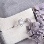 Bague Anneau Ovale Pierre de Lune et Zircon