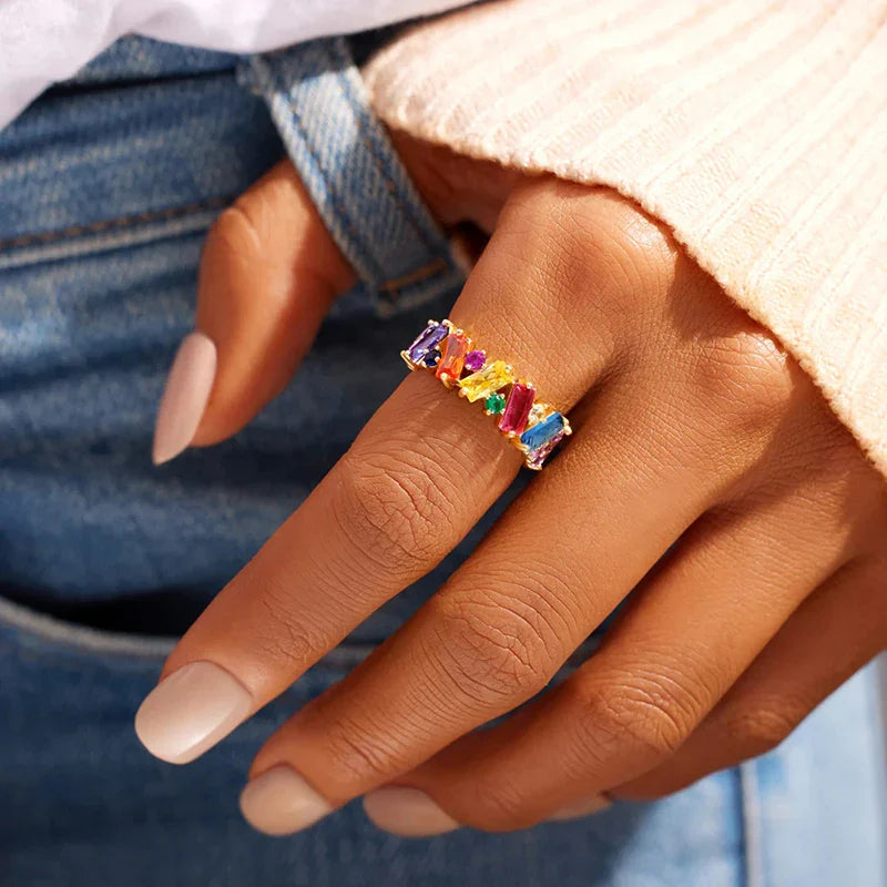 Geometrische regenboogring goud