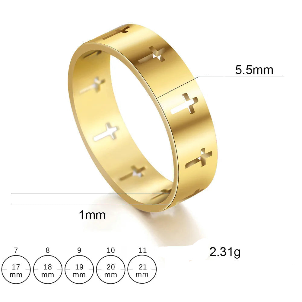 Ring met opengewerkte gouden kruis