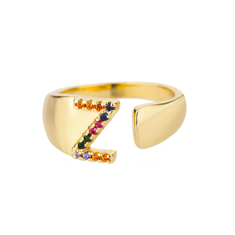 Brede gepersonaliseerde ring met regenbooginitiaal z