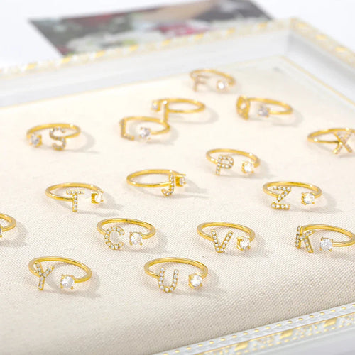 Gepersonaliseerde ring met initiaal