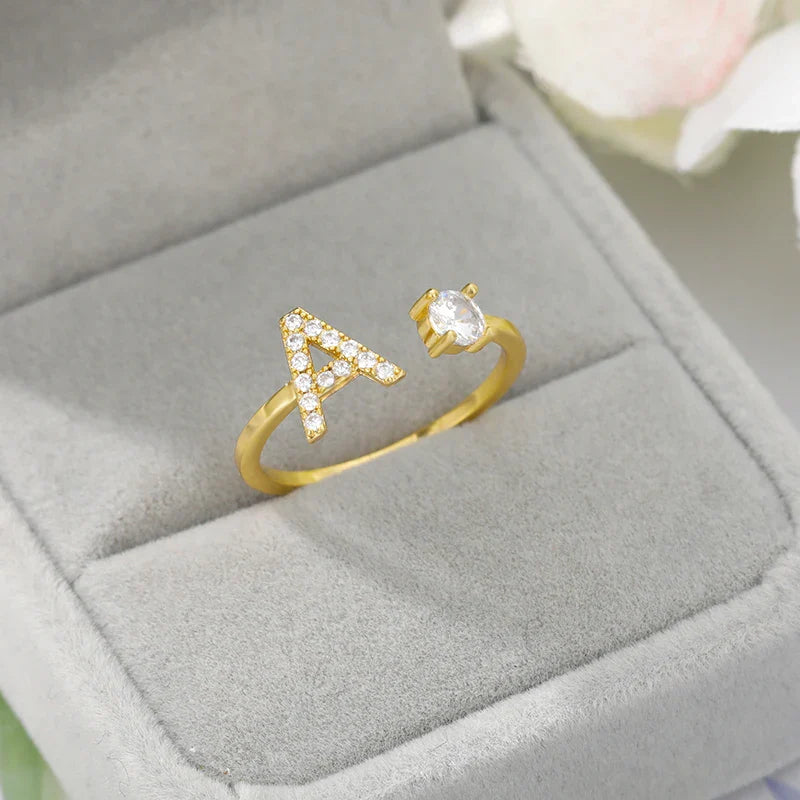 Gepersonaliseerde ring met initiaal