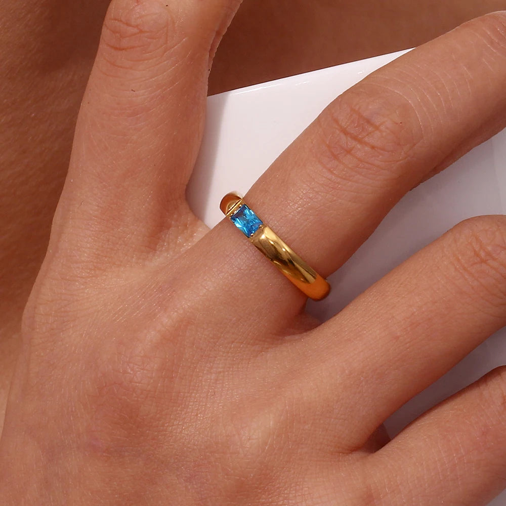 Ring met geboortesteen gezet voor dames december
