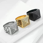 Bague avec Pyramide Egyptienne 