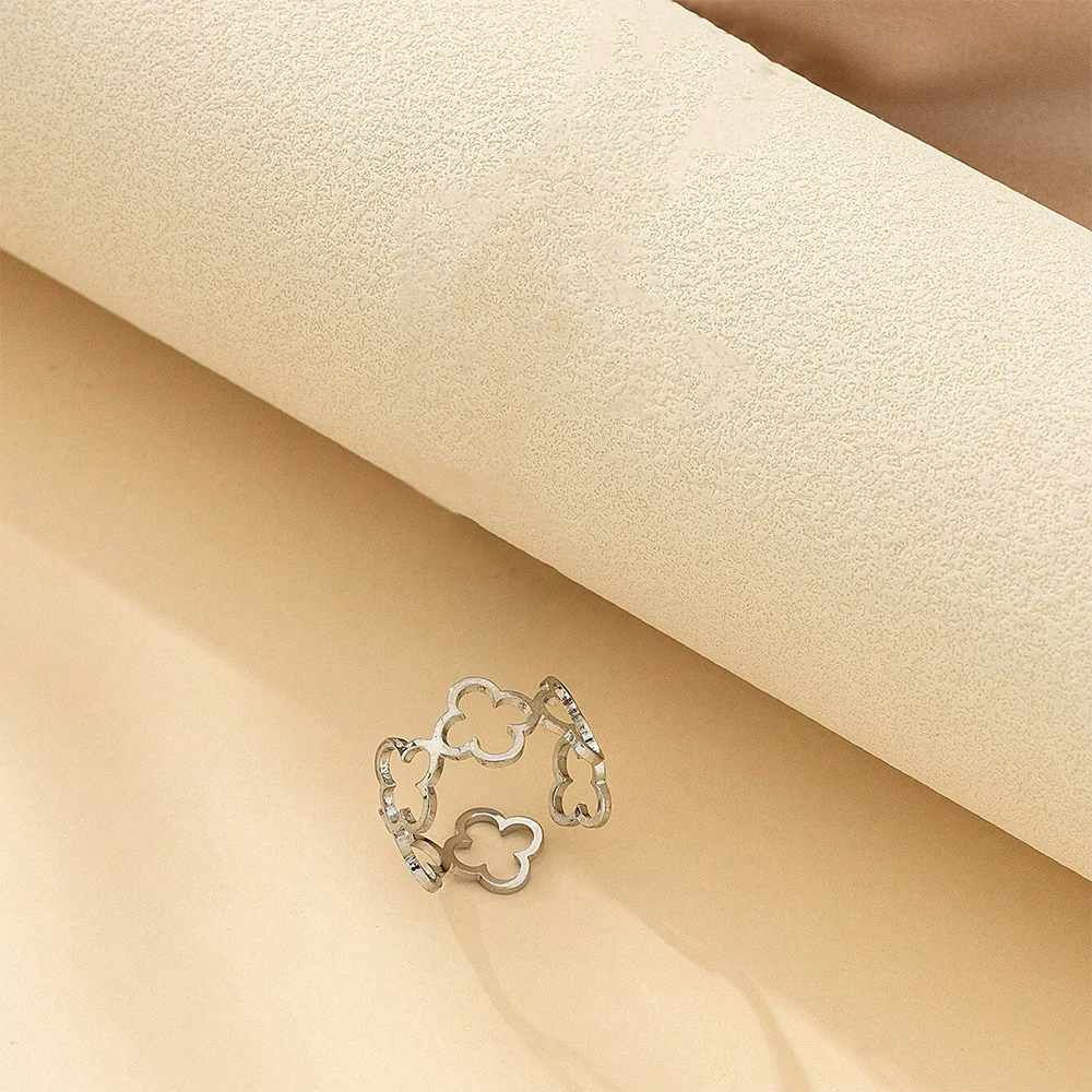 Bague avec Trèfles à 4 Feuilles Porte Bonheur argent