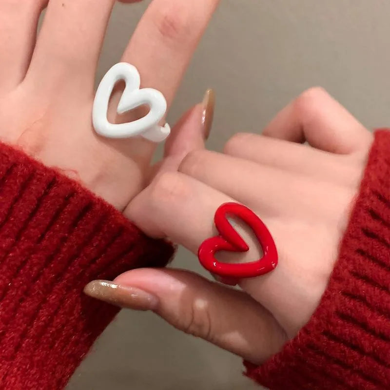 Ring met geëmailleerd hart