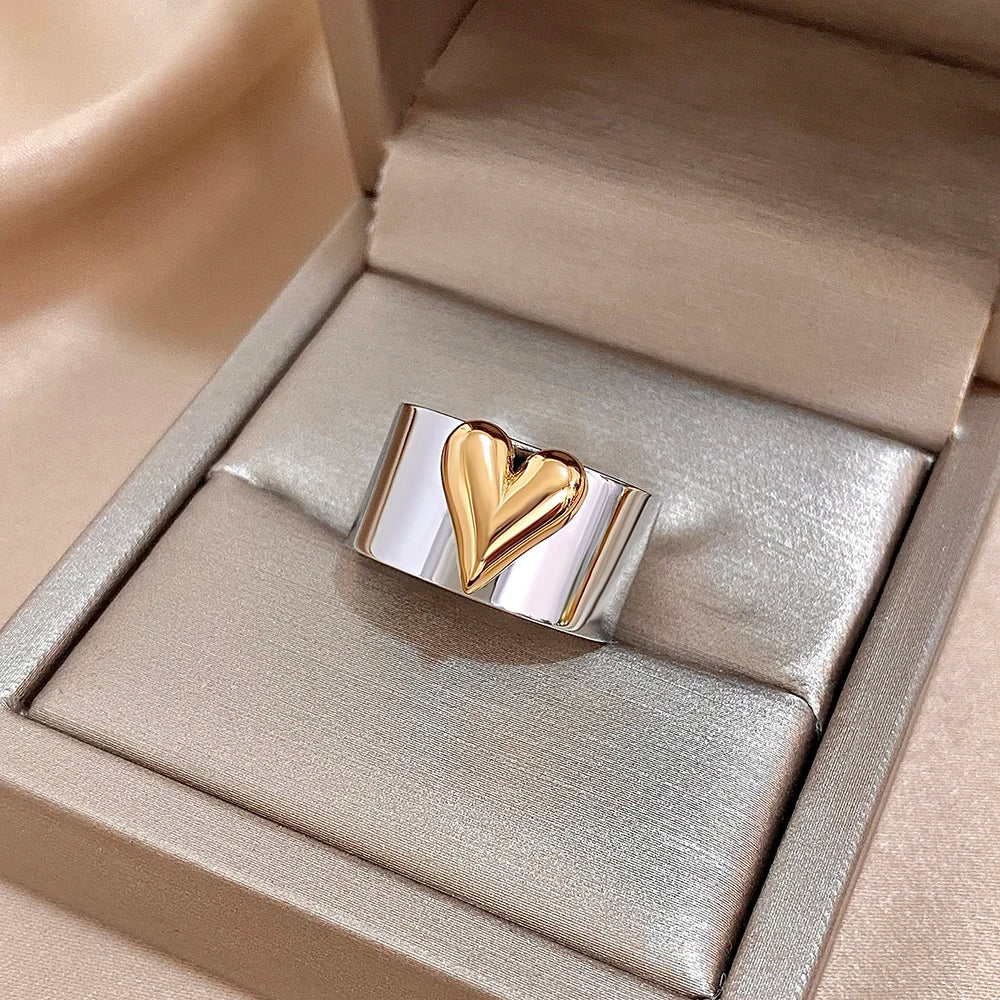 Hartvormige reliëfring zilver