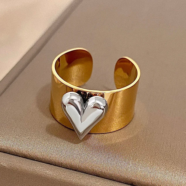 Hartvormige reliëfring zilver