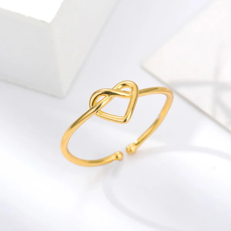 Ring met verweven hart goud