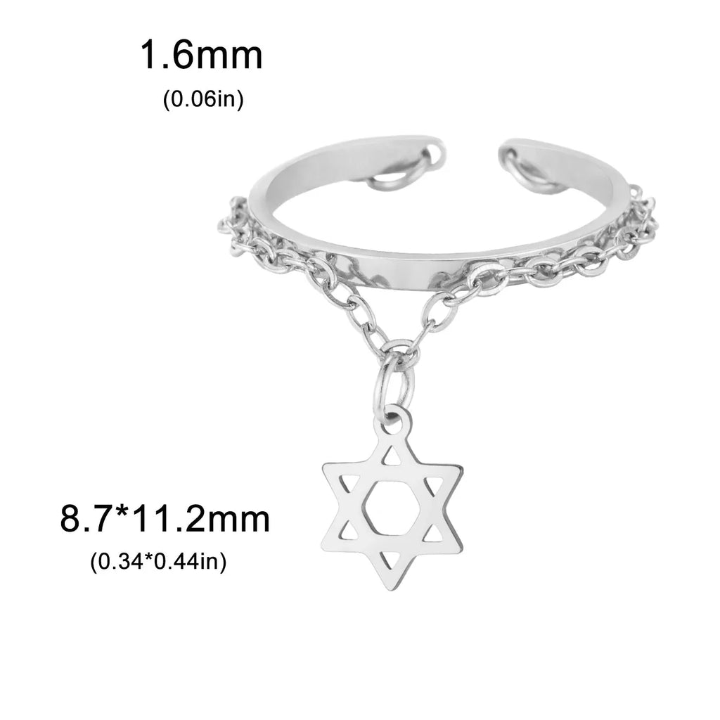 Designring met de <span data-glossary-id="etoile-de-david">Davidster</span>, een zilveren Joods symbool