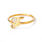 Fijne gepersonaliseerde ring met initiaal f