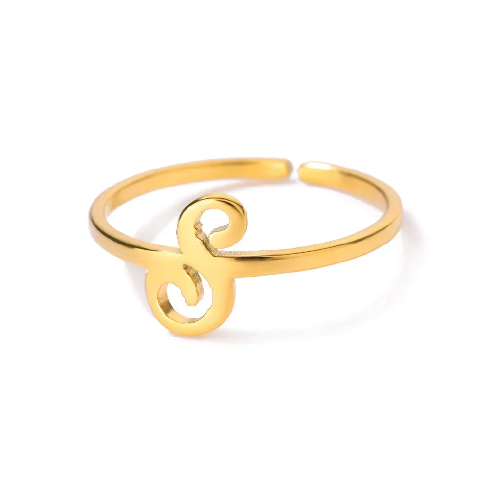 Fijne gepersonaliseerde ring met initiaal s