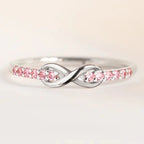 Infinity-ring eeuwige belofte en fonkelende kristallen zilver
