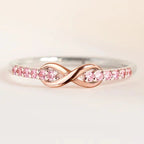 Infinity-ring eeuwige belofte en fonkelende kristallen roségoud en zilver