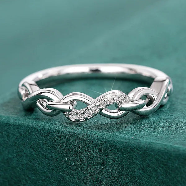 Schitterende infinity-ring