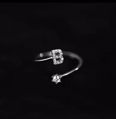 Initialenring voor dames b