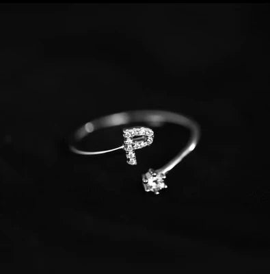 Initialenring voor dames p