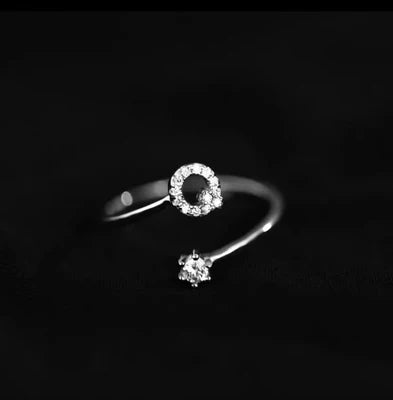 Initialenring voor dames o