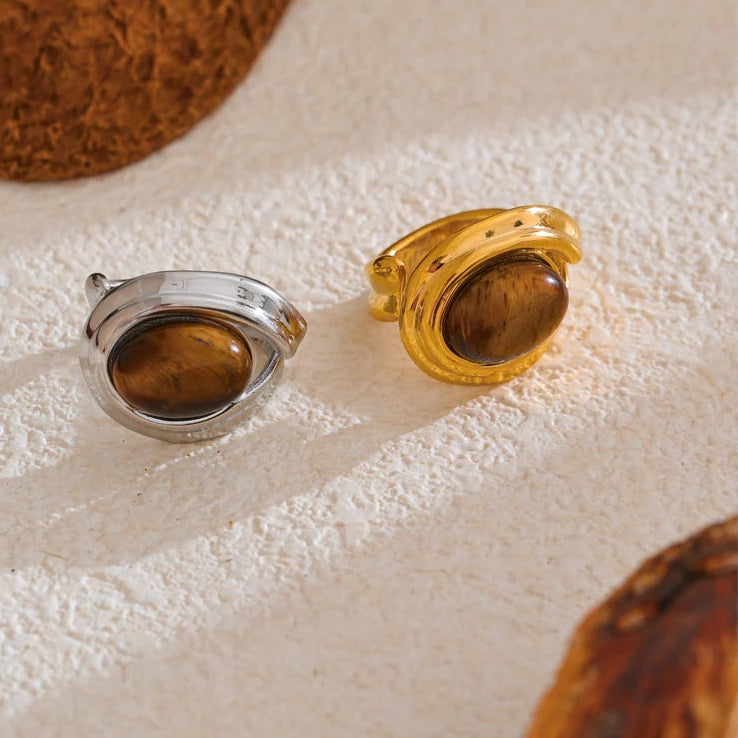 Brede verstelbare ring en tijgeroogsteen zilver