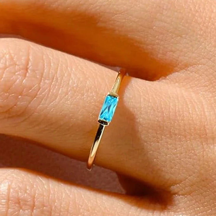 Minimalistische ring met rechthoekige geboortesteen voor vrouwen
