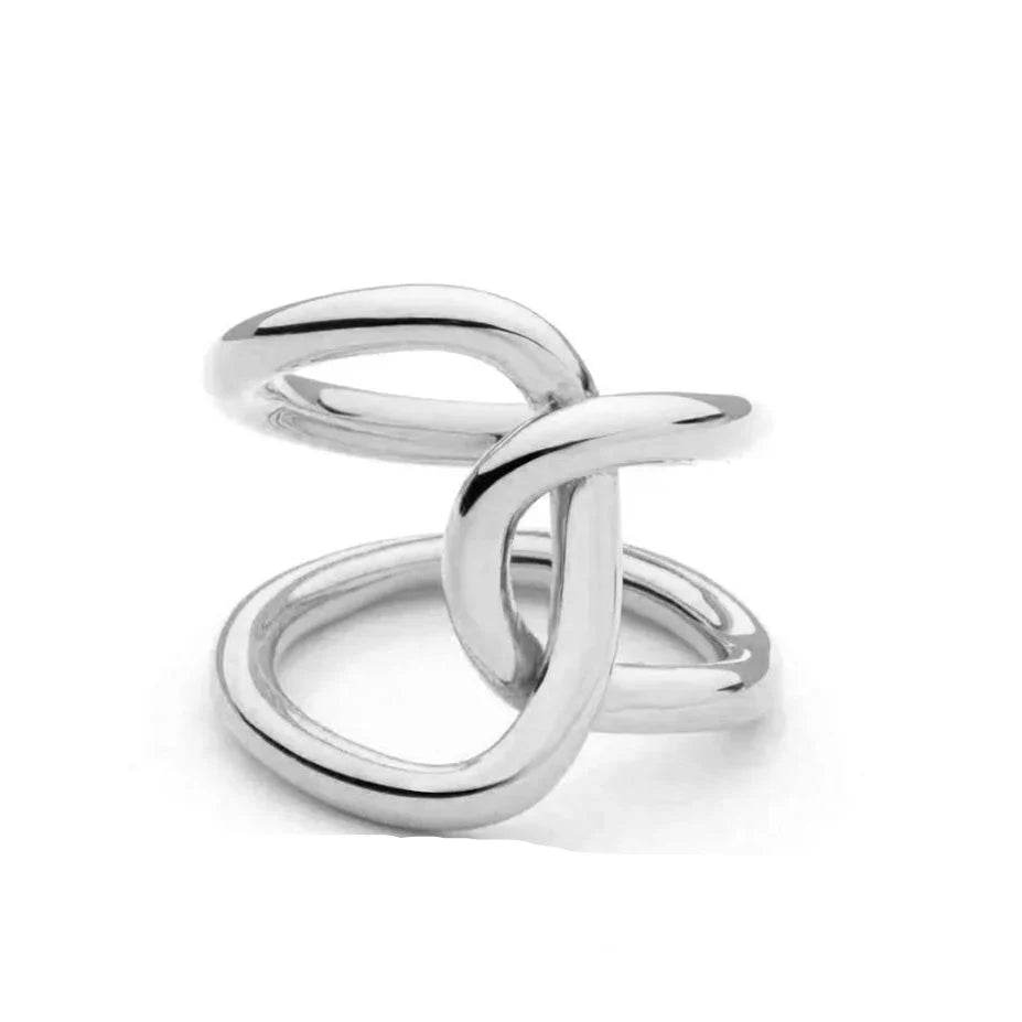 Originele ring met knoop in zilver