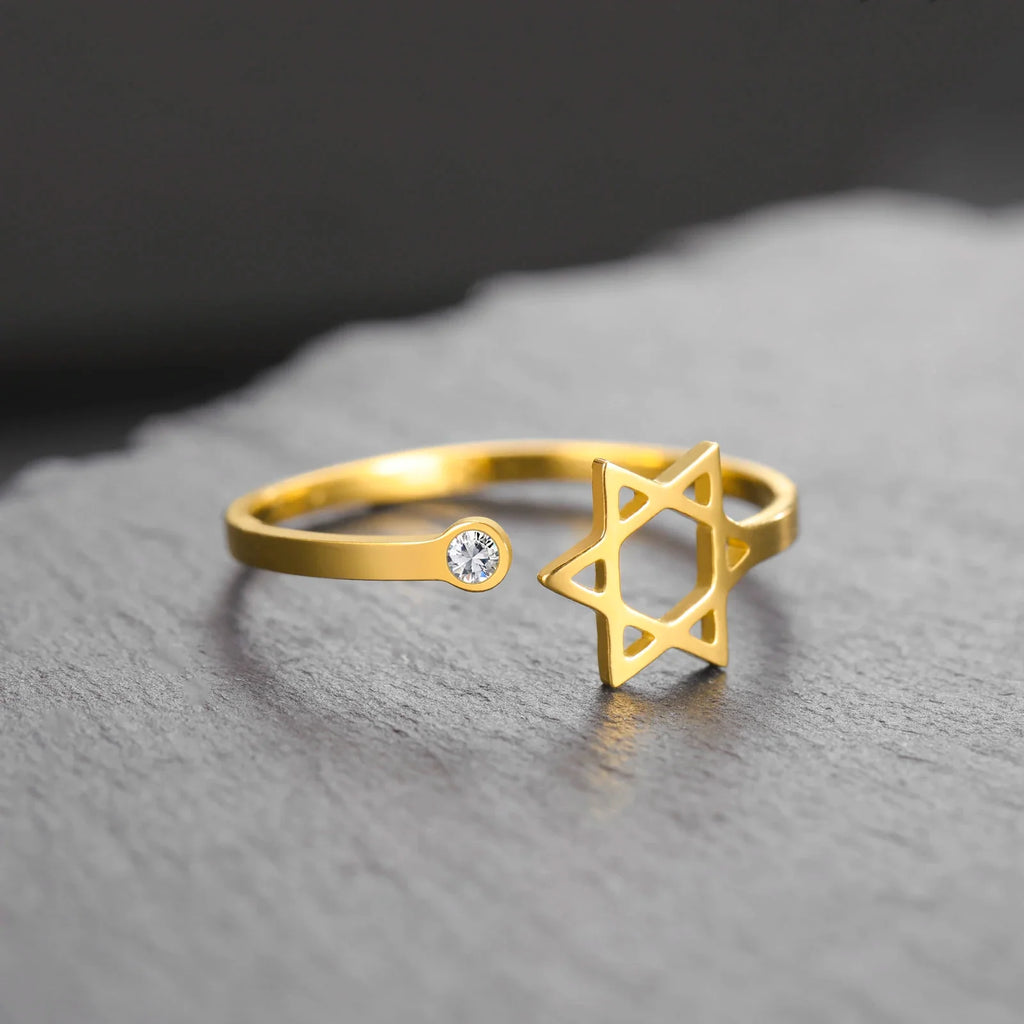 Open ring met de symbolische Joodse <span data-glossary-id="star-of-david">Davidster</span> in goud