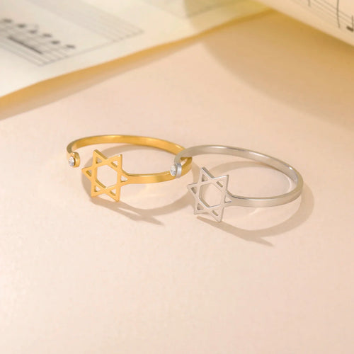 Open ring met de symbolische Joodse <span data-glossary-id="star-of-david">Davidster</span> in goud