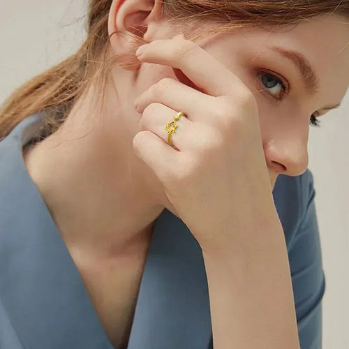 Open ring voor dames met de <span data-glossary-id="etoile-de-david">Davidster</span> joods symbool goud