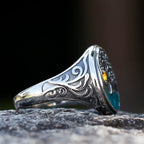 Ronde levensboomring met geel kristal