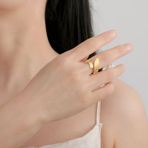 Ring met Ali Zulfiqar zwaard Arabisch symbool goud