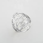 Symbolische Joodse ring met Hebreeuwse gravure <span data-glossary-id="etoile-de-david">Davidster</span> en Haï Chai zilver