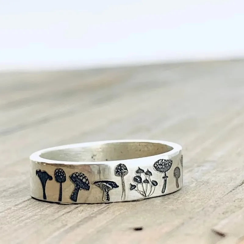 Bague Vintage avec champignons
