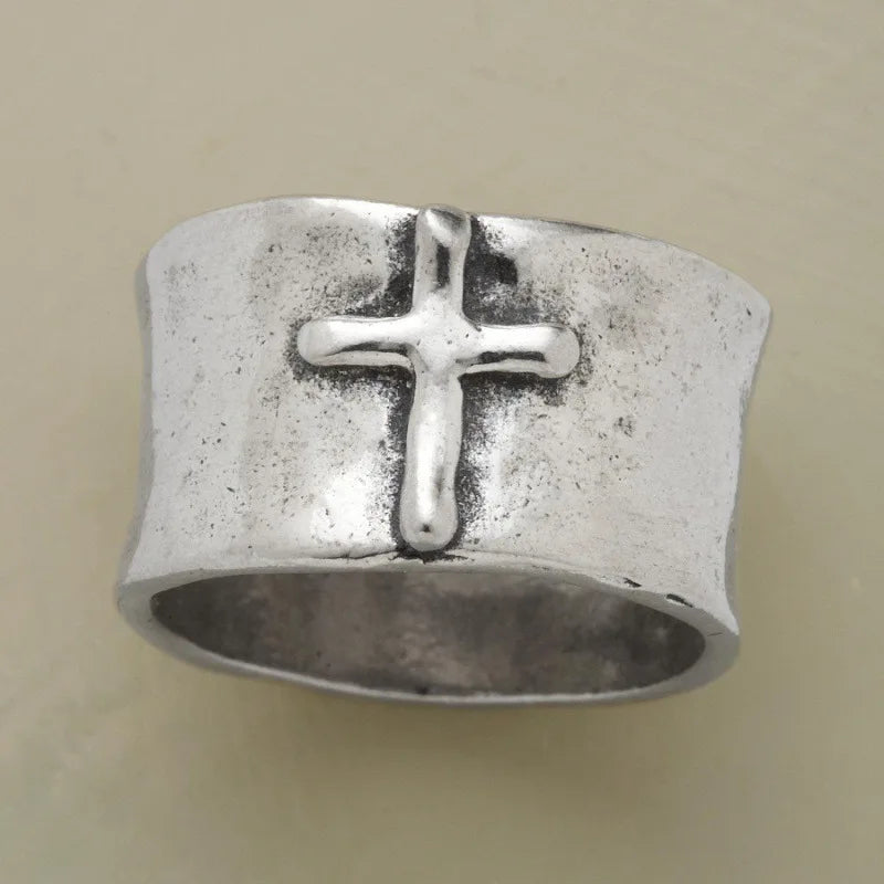 Bague Vintage Croix Chrétienne