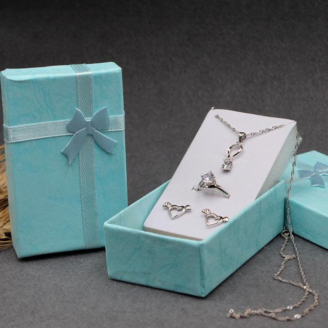 Doos voor 3 tot 4 sieraden 