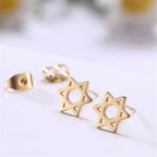 Oorbellen met de symbolische Joodse <span data-glossary-id="star_of_david">Davidster</span> goud