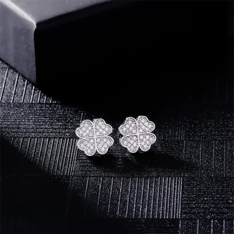 Boucles d'Oreilles Clou avec Trèfle à 4 Feuilles en Zircon argent