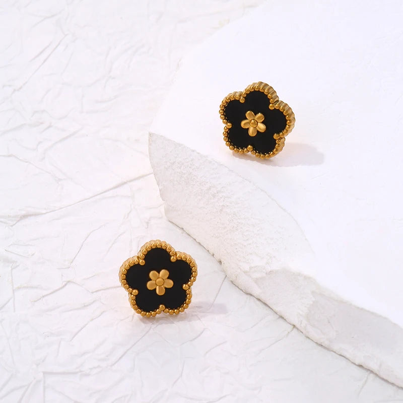 Boucles d'Oreilles Clou avec Trèfle à 5 Feuilles noir