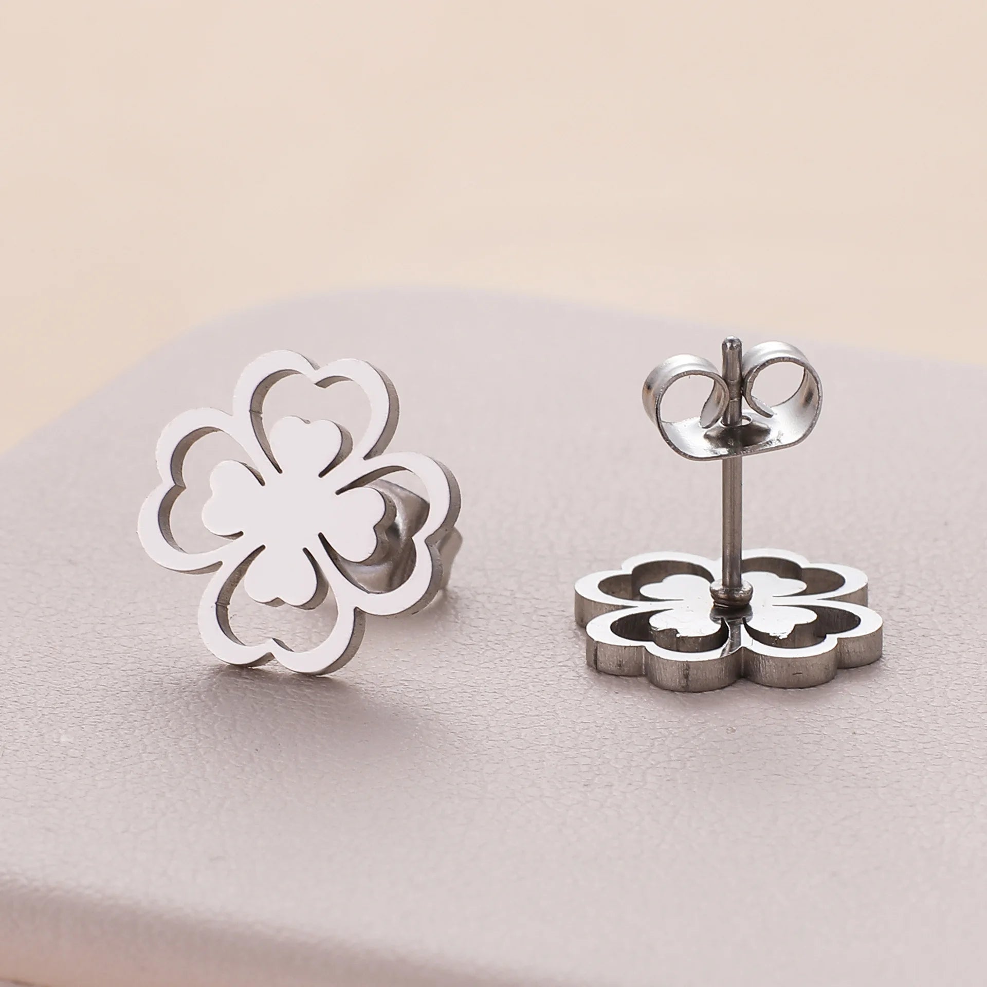 Boucles d'Oreilles Clou en Feuille de Trèfle à 4 Feuilles argent