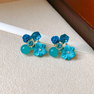 Boucles d'Oreilles Clou Fleurs et Perles bleu 1