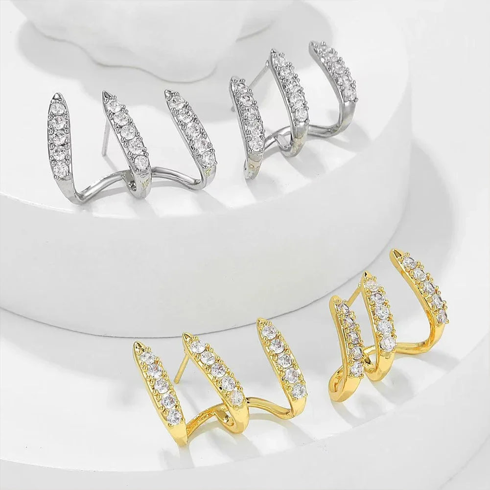 Elegante oorbellen met drieklauw strass 