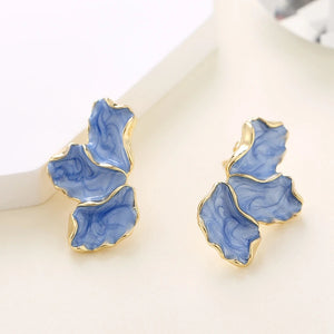 Boucles d'Oreilles Demi-Fleur Clou Pétales bleu