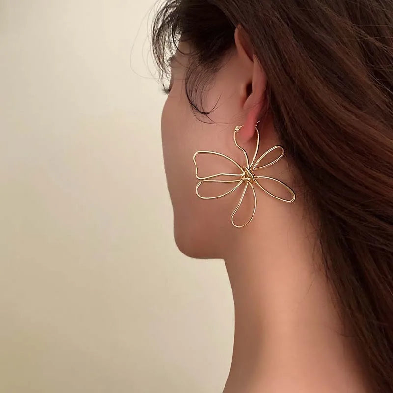 Boucles d'Oreilles Fleurs Clou Vintages Asymétriques or